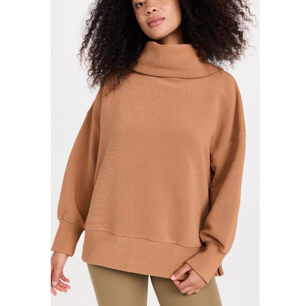 NWOT Varley Tan Sweatshirt XXS